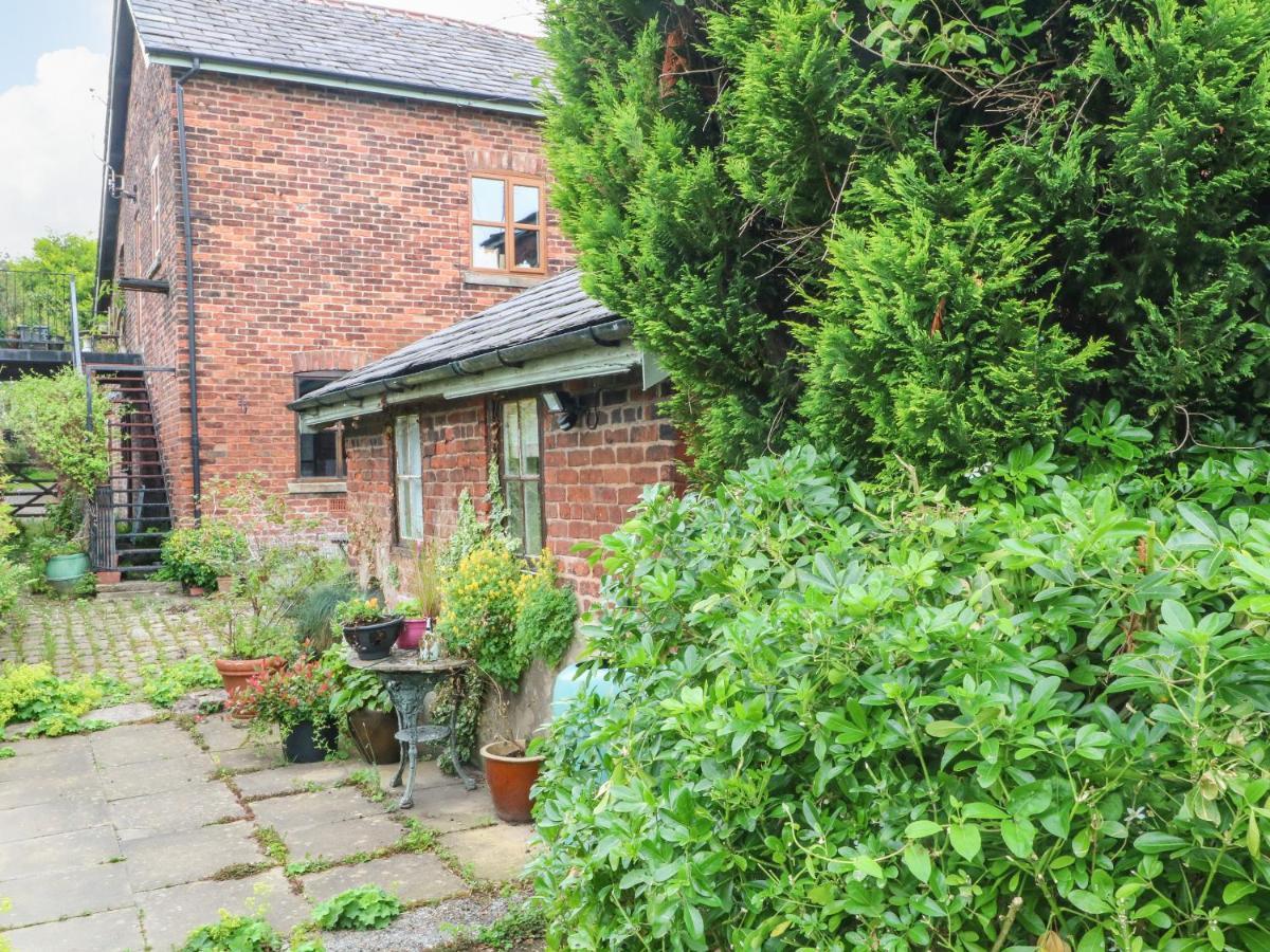 The Toolshed Villa Warrington Dış mekan fotoğraf